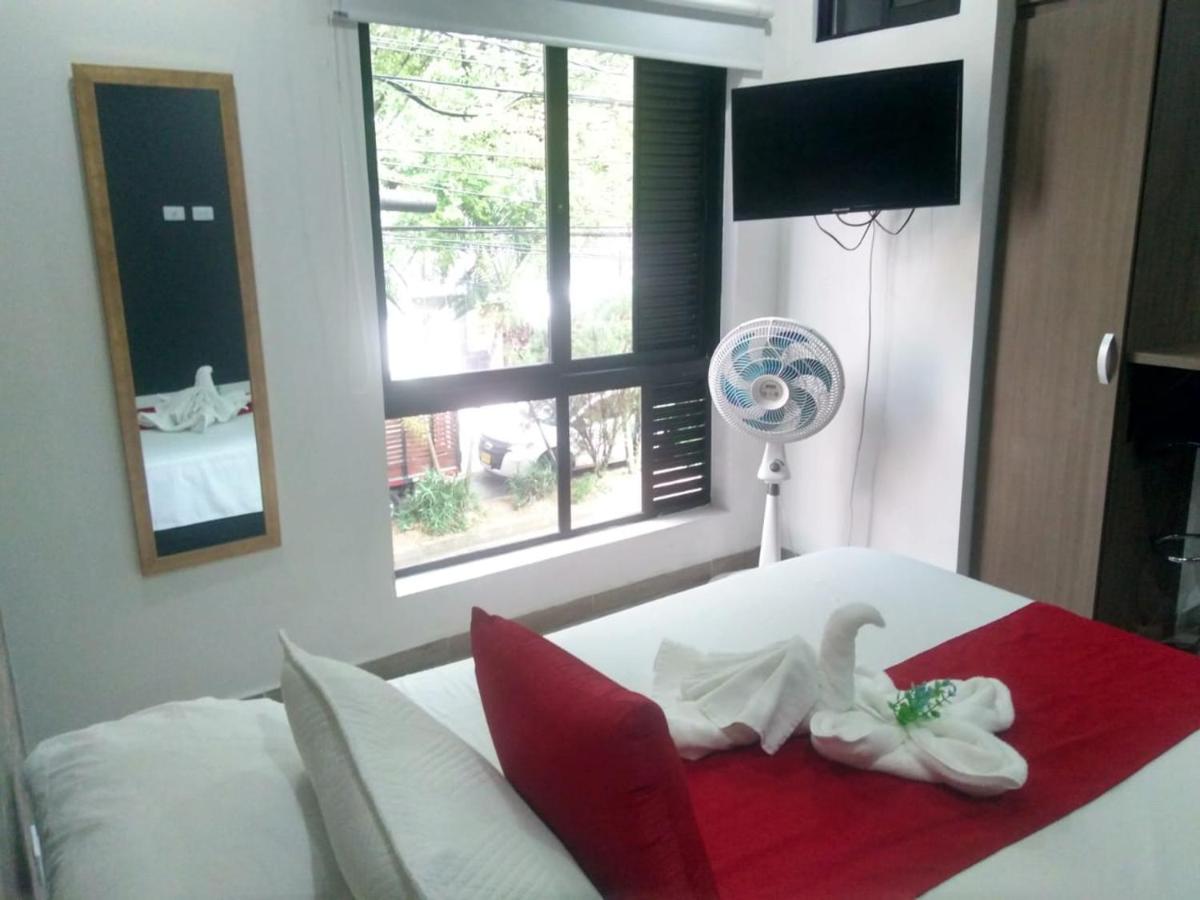 Apartahotel Avanti Medellin Exterior photo